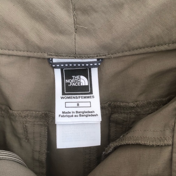 Tan North Face convertible pants. Size US 8. - Picture 7 of 13